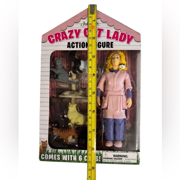 Archie McPhee Crazy Cat Lady Action Figure with 6 Cats NIB - Picture 8 of 9